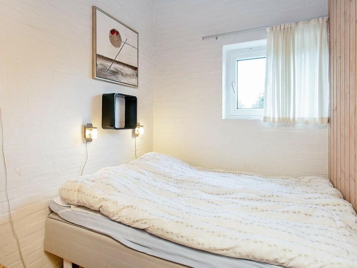 Amazing Home In Blavand With Wifi Zimmer foto
