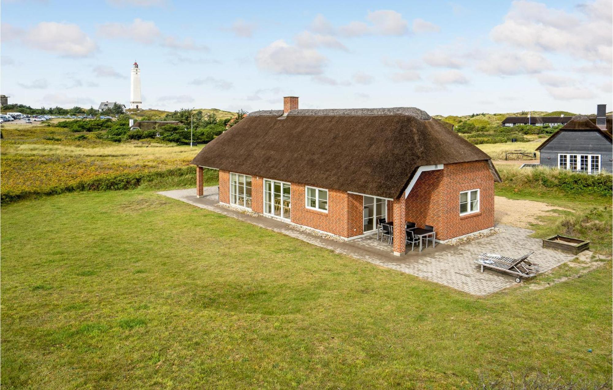 Amazing Home In Blavand With Wifi Exterior foto